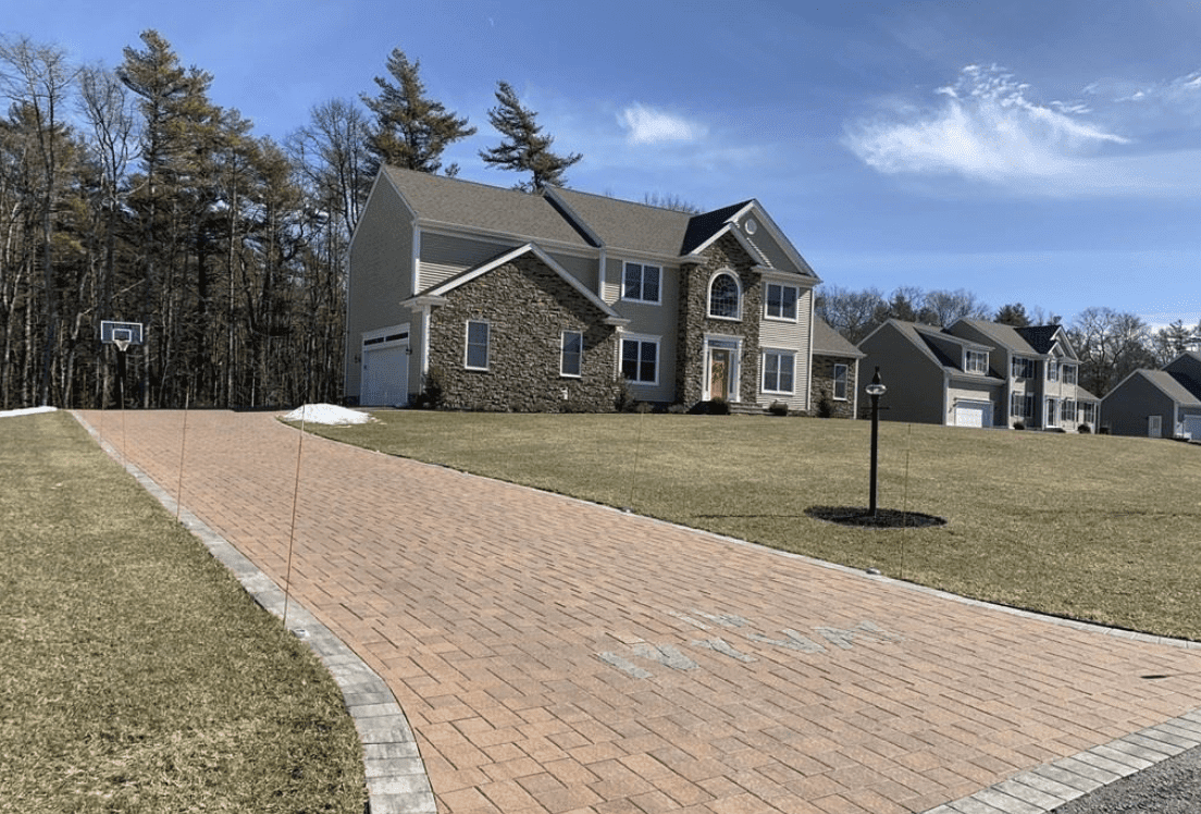 16 IVY WAY, DARTMOUTH, MA 02714