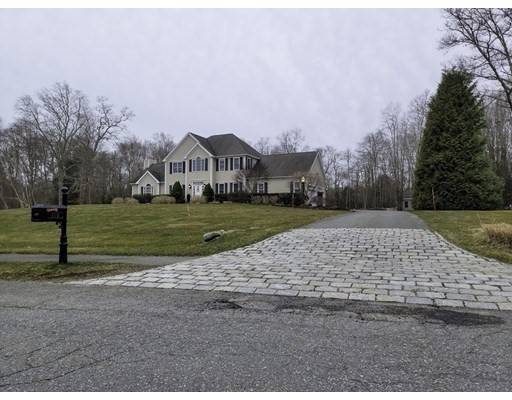 119 Meadowbrook Ln, Westport, Massachusetts 02790