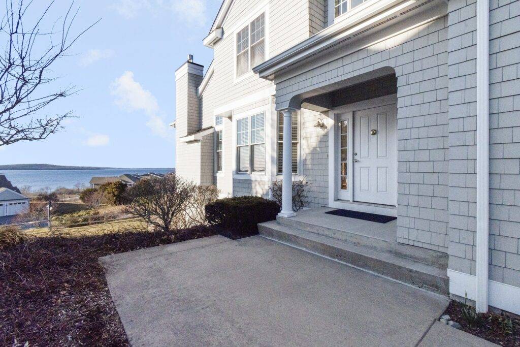 329 Village Road Road, #329, Tiverton, RI 02878