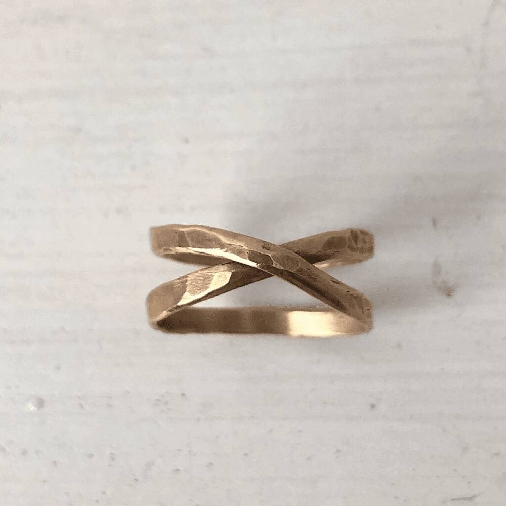 Isabelle-Grace-Infinity-Band-Ring-1000x1000