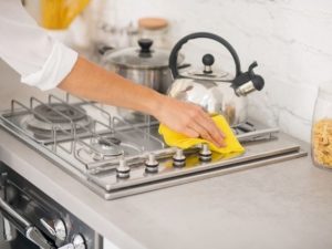 How To Set Your Annual Cleaning Checklist for the Home