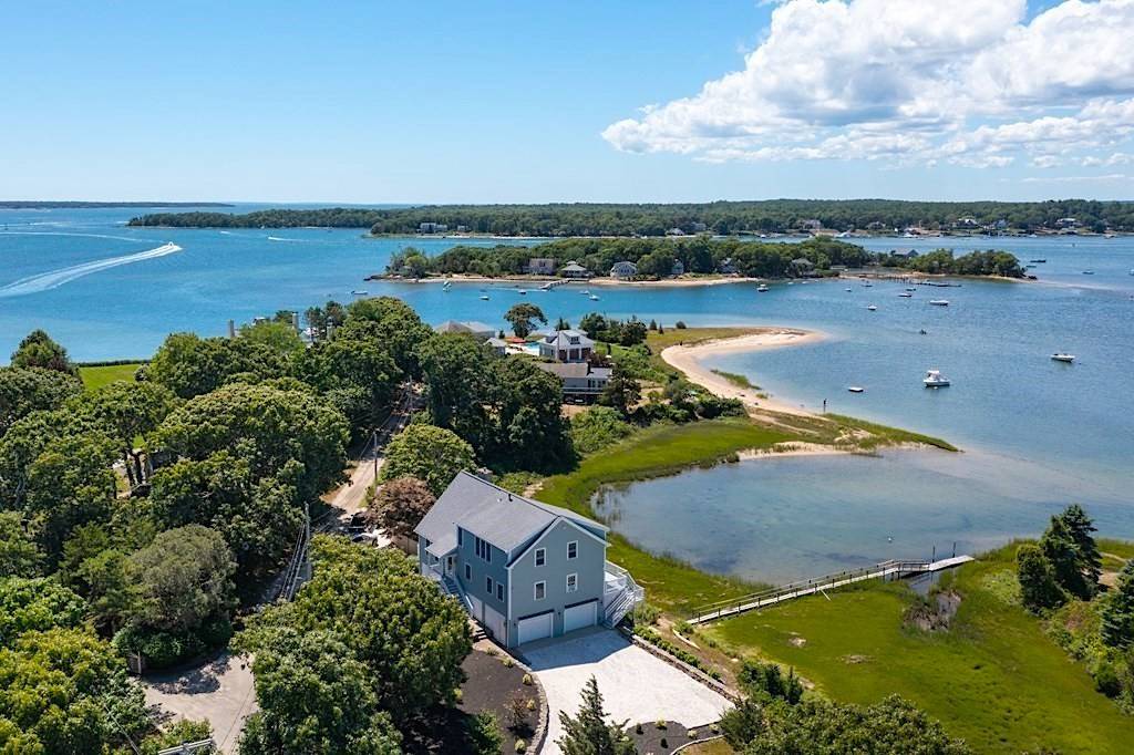 Southcoast Onset Waterfront Homes 